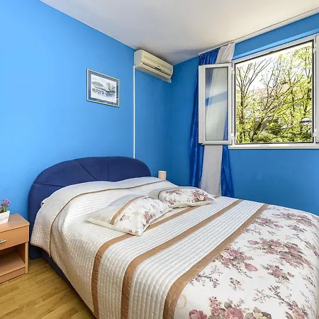 Spacious In With Beach Nearby Апартаменты