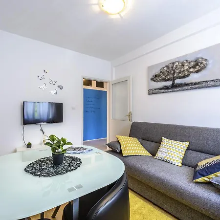 Апартаменты Spacious In With Beach Nearby Дубровник